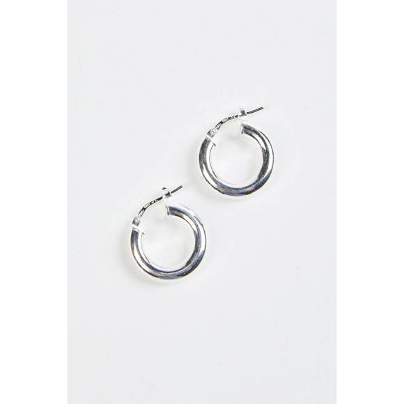 NEW VERMEER STUDIO small everyday hoops in silver - Picture 3 of 4